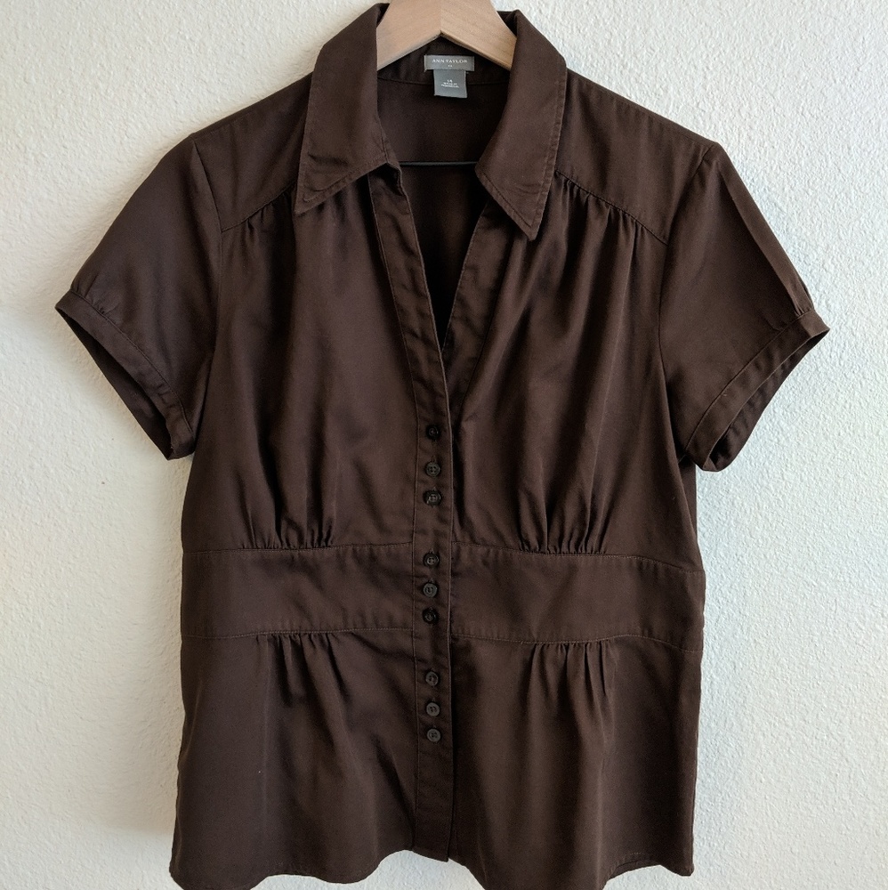 Ann Taylor Short Sleeve Blouse